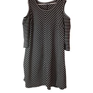 🎄🎄Lane Bryant Black and White Striped Dress